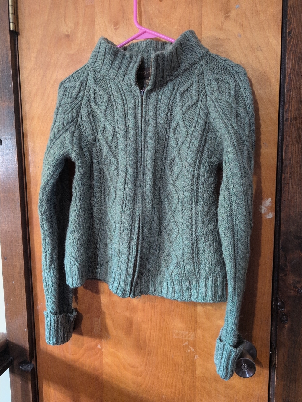 Inis Crafts Made In Ireland 100% Merino Wool Size Small Sweater